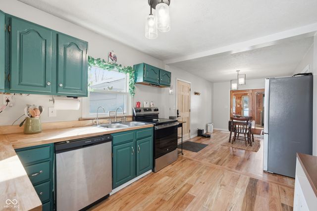 29 Midway Drive, New Castle, IN 47362