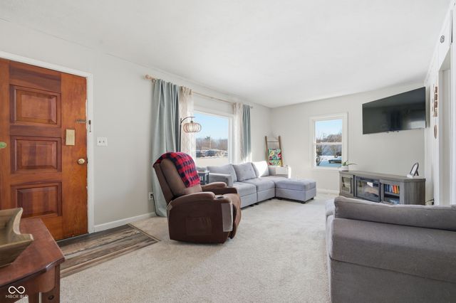 29 Midway Drive, New Castle, IN 47362