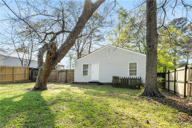 1613 18th E, Tuscaloosa, AL 35404