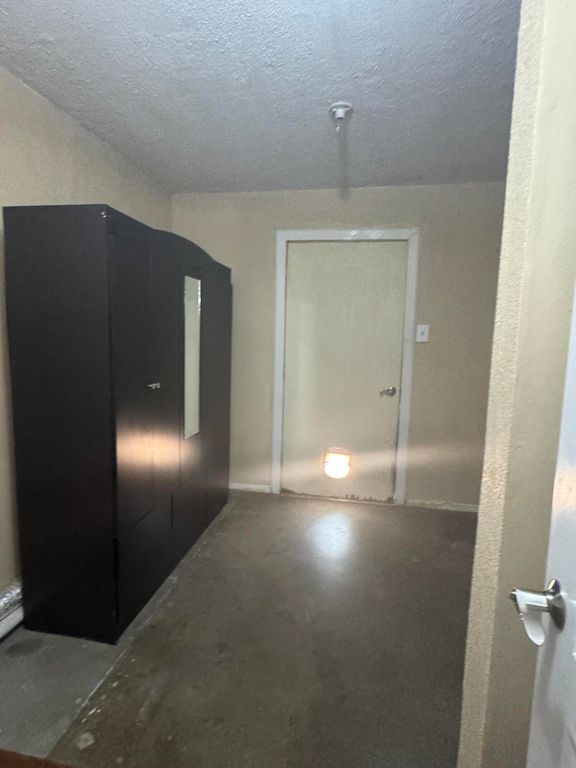 Image 17 of property listing at 2018 Douglas Drive, San Angelo, TX 76904