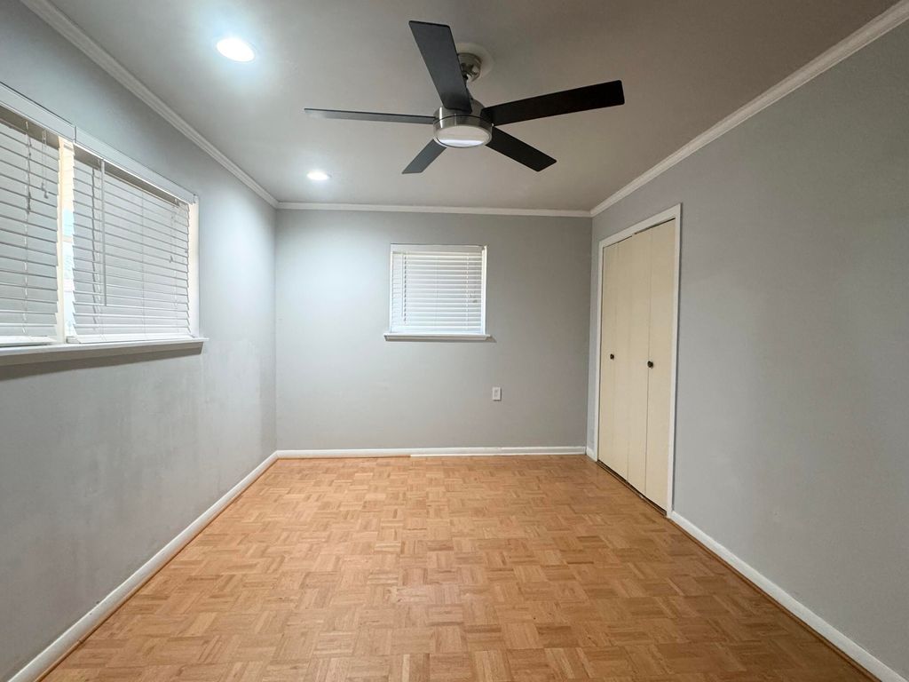 Image 8 of property listing at 2018 Douglas Drive, San Angelo, TX 76904