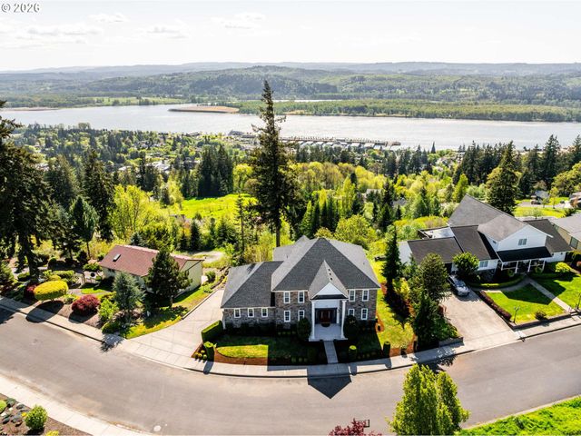 175 ELI AVERY Ave, Kalama, WA 98625