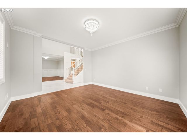 175 ELI AVERY Ave, Kalama, WA 98625