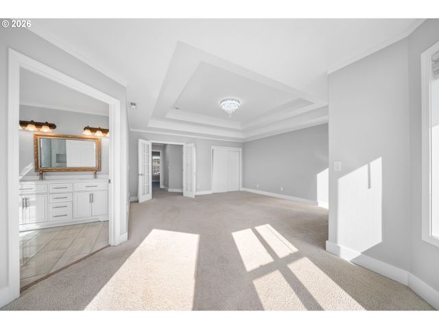 175 ELI AVERY Ave, Kalama, WA 98625