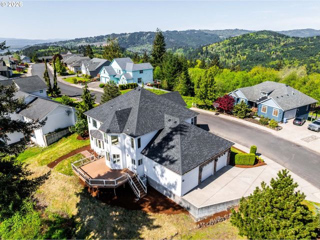 175 ELI AVERY Ave, Kalama, WA 98625