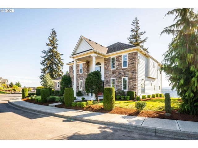 175 ELI AVERY Ave, Kalama, WA 98625