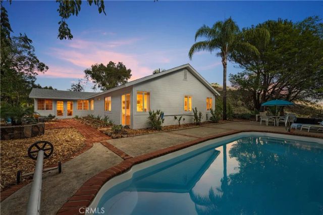 10526 Rainbrook Drive, Fallbrook, CA 92028