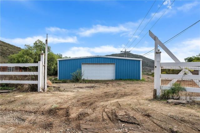 10526 Rainbrook Drive, Fallbrook, CA 92028