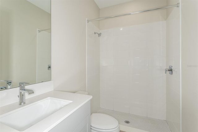 33531 HAMMOCK BEACH WAY, Dade City, FL 33525