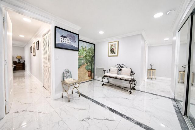 1501 GULF BOULEVARD 305, Clearwater Beach, FL 33767