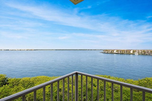 1501 GULF BOULEVARD 305, Clearwater Beach, FL 33767