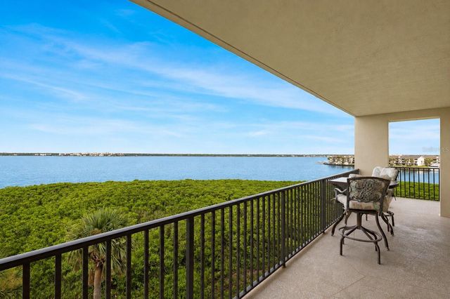 1501 GULF BOULEVARD 305, Clearwater Beach, FL 33767
