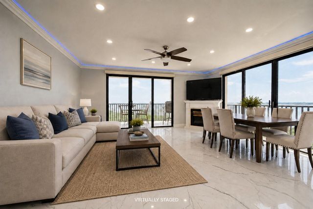 1501 GULF BOULEVARD 305, Clearwater Beach, FL 33767
