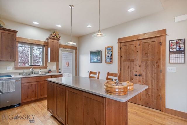 890 Flanders Creek Avenue, Bozeman, MT 59718