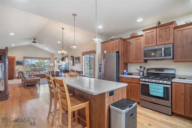 890 Flanders Creek Avenue, Bozeman, MT 59718