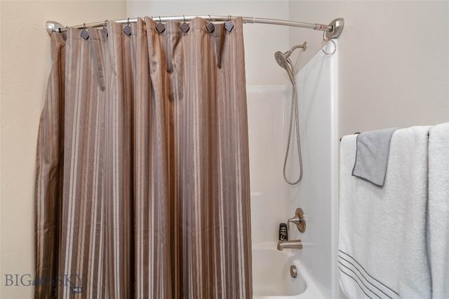 890 Flanders Creek Avenue, Bozeman, MT 59718