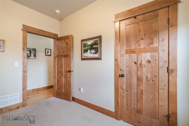 890 Flanders Creek Avenue, Bozeman, MT 59718