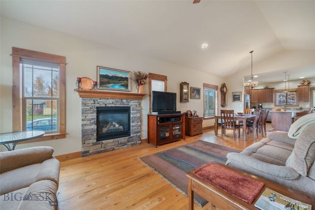 890 Flanders Creek Avenue, Bozeman, MT 59718