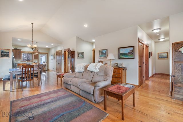 890 Flanders Creek Avenue, Bozeman, MT 59718