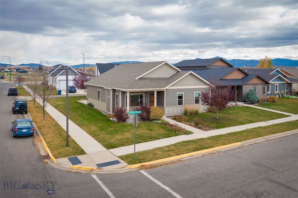 890 Flanders Creek Avenue, Bozeman, MT 59718