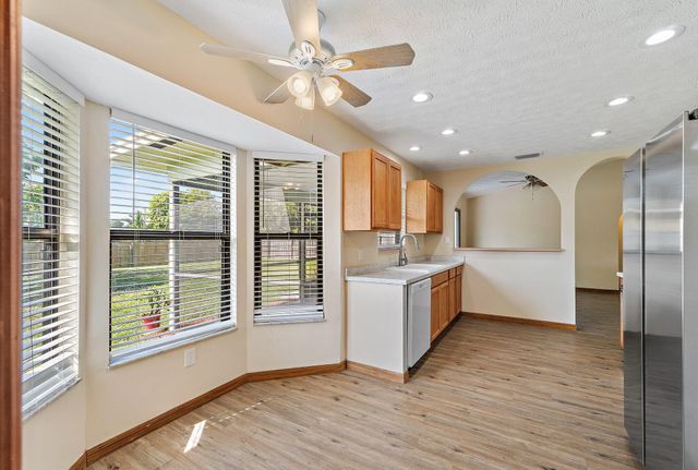 2186 SE Trillo Street, Port St Lucie, FL 34952