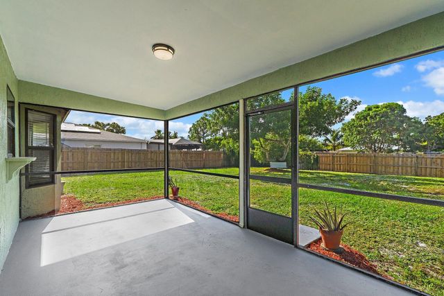 2186 SE Trillo Street, Port St Lucie, FL 34952