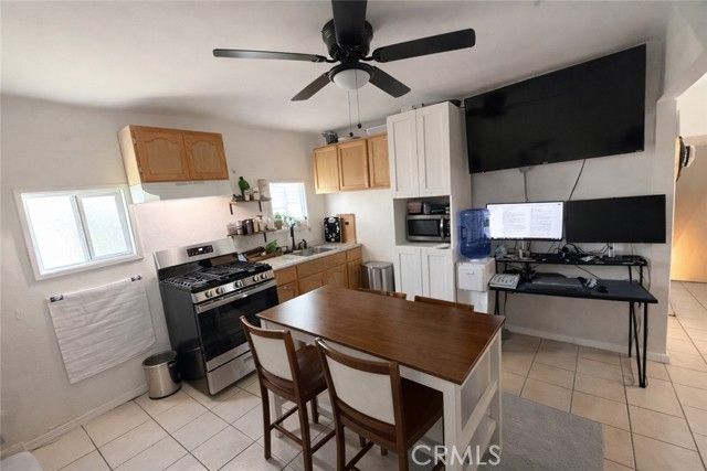 601 S Record Avenue, Los Angeles, CA 90023