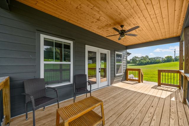 4247 Turnersville Rd, Cedar Hill, TN 37032