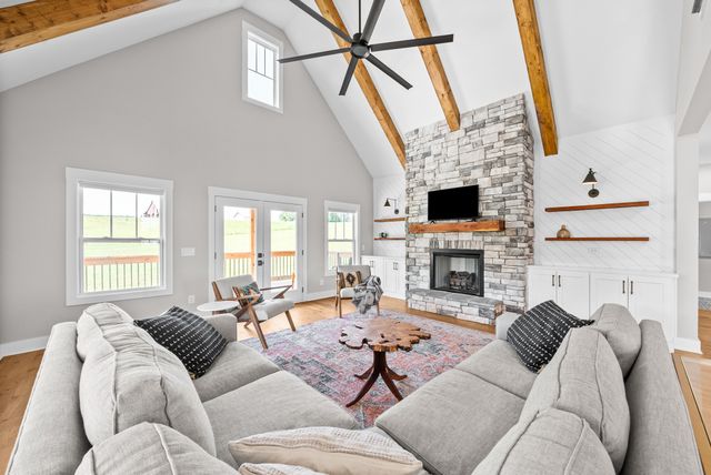 4247 Turnersville Rd, Cedar Hill, TN 37032