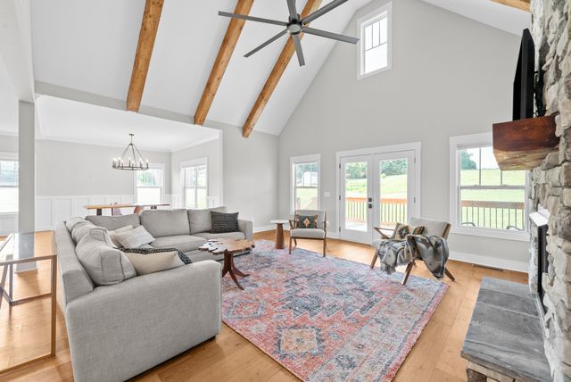 4247 Turnersville Rd, Cedar Hill, TN 37032