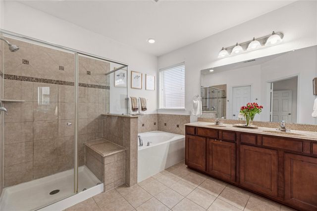 13301 Misting Falls Lane, Pearland, TX 77584