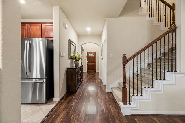 13301 Misting Falls Lane, Pearland, TX 77584