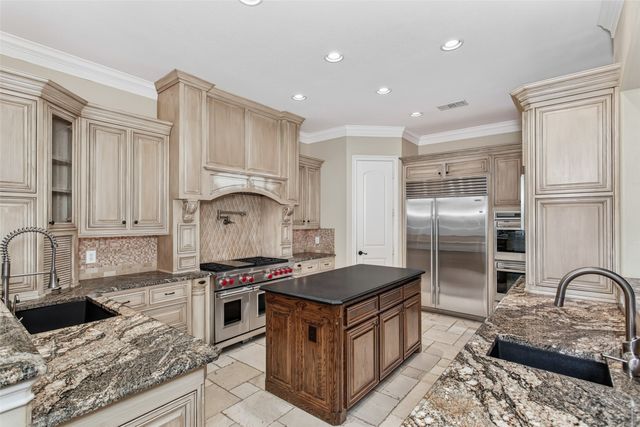 6628 Sondra Drive, Dallas, TX 75214