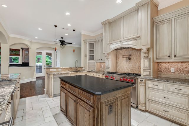 6628 Sondra Drive, Dallas, TX 75214