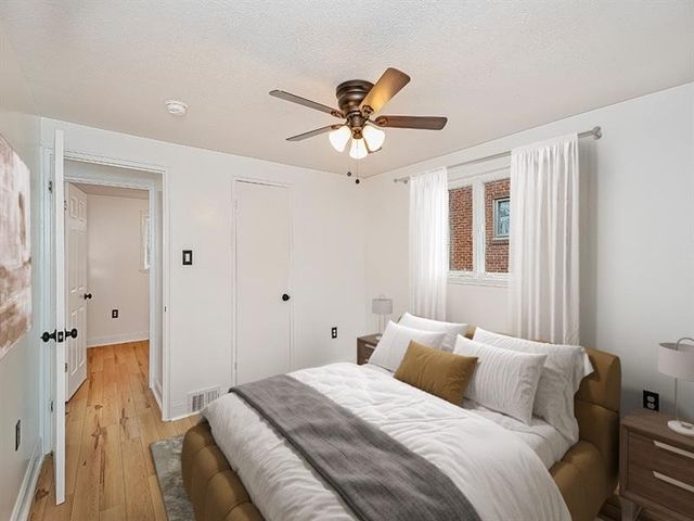 260 Creston Drive, West Mifflin, PA 15122