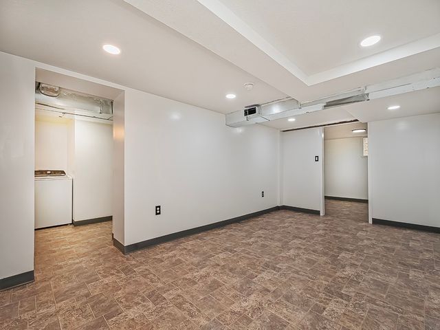 260 Creston Drive, West Mifflin, PA 15122