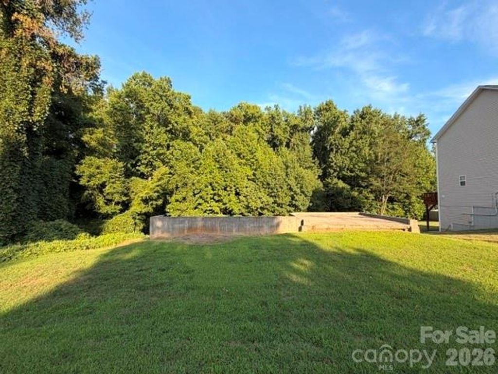 4822 Eagle Creek Drive, Charlotte, NC 28269