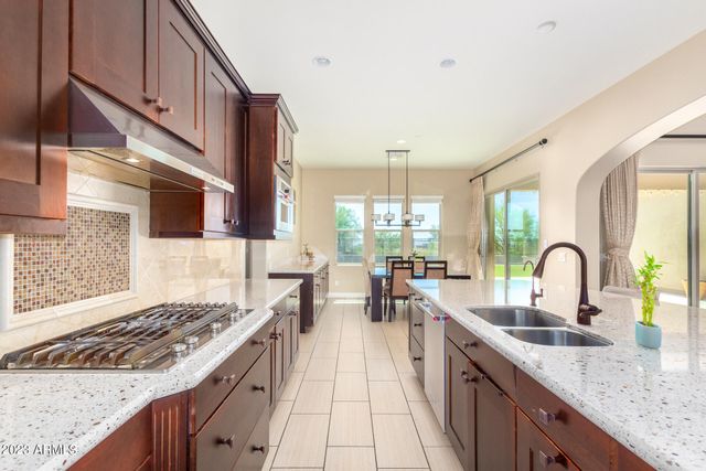 10924 N 136TH Place, Scottsdale, AZ 85259