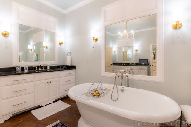 5810 W Orlando Circle, Broken Arrow, OK 74011