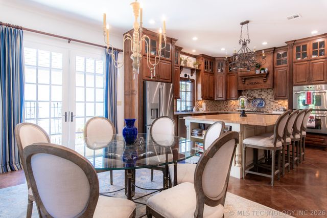 5810 W Orlando Circle, Broken Arrow, OK 74011