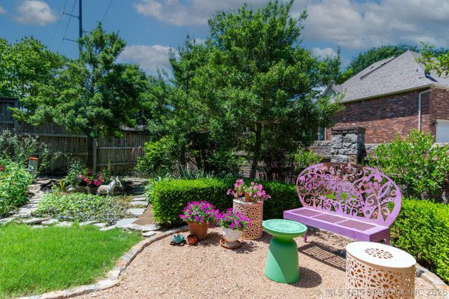 5810 W Orlando Circle, Broken Arrow, OK 74011