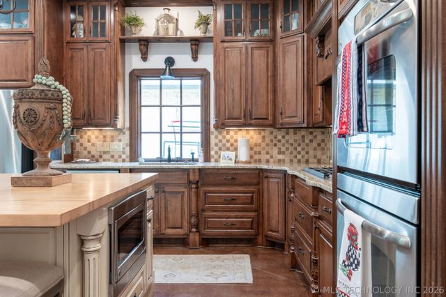 5810 W Orlando Circle, Broken Arrow, OK 74011