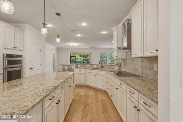 131 WOODGROVE Court, Ponte Vedra, FL 32081