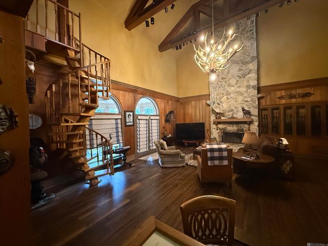 24010 Sherwood Dr, Plaquemine, LA 70764