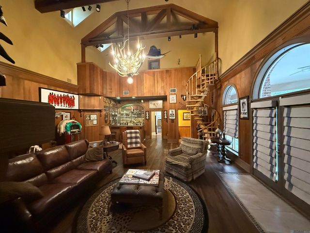 24010 Sherwood Dr, Plaquemine, LA 70764