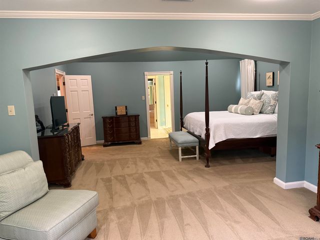 24010 Sherwood Dr, Plaquemine, LA 70764