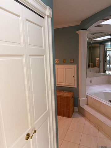 24010 Sherwood Dr, Plaquemine, LA 70764