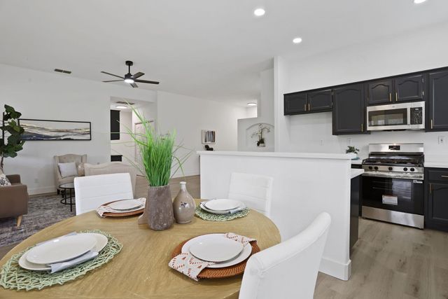 1829 Nighthawk Cir, Roseville, CA 95661