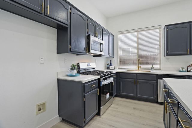 1829 Nighthawk Cir, Roseville, CA 95661