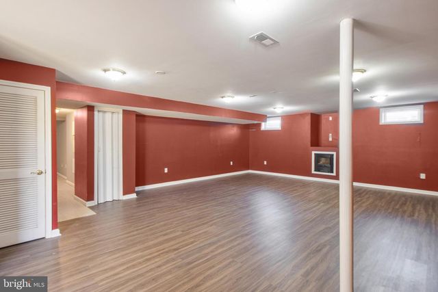 15309 LIONS DEN RD, Burtonsville, MD 20866